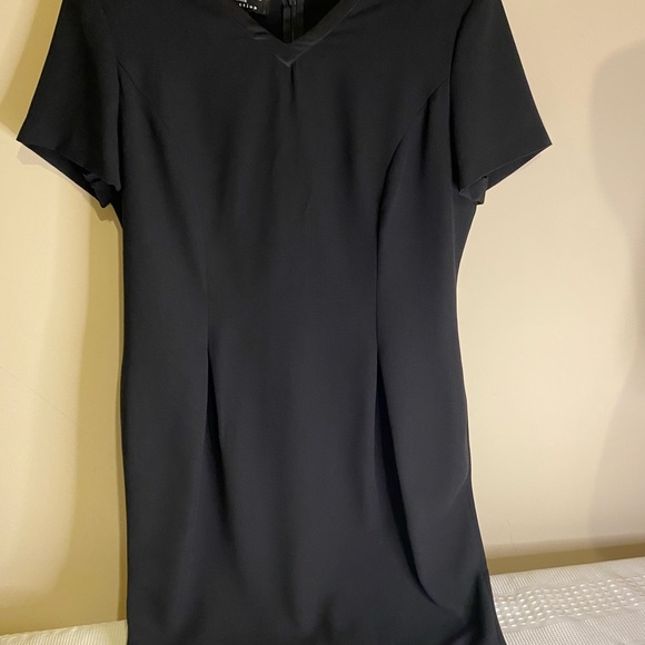 Debra Michaels dress size 14P black with pleats in front slit in back - Picture 2 of 7